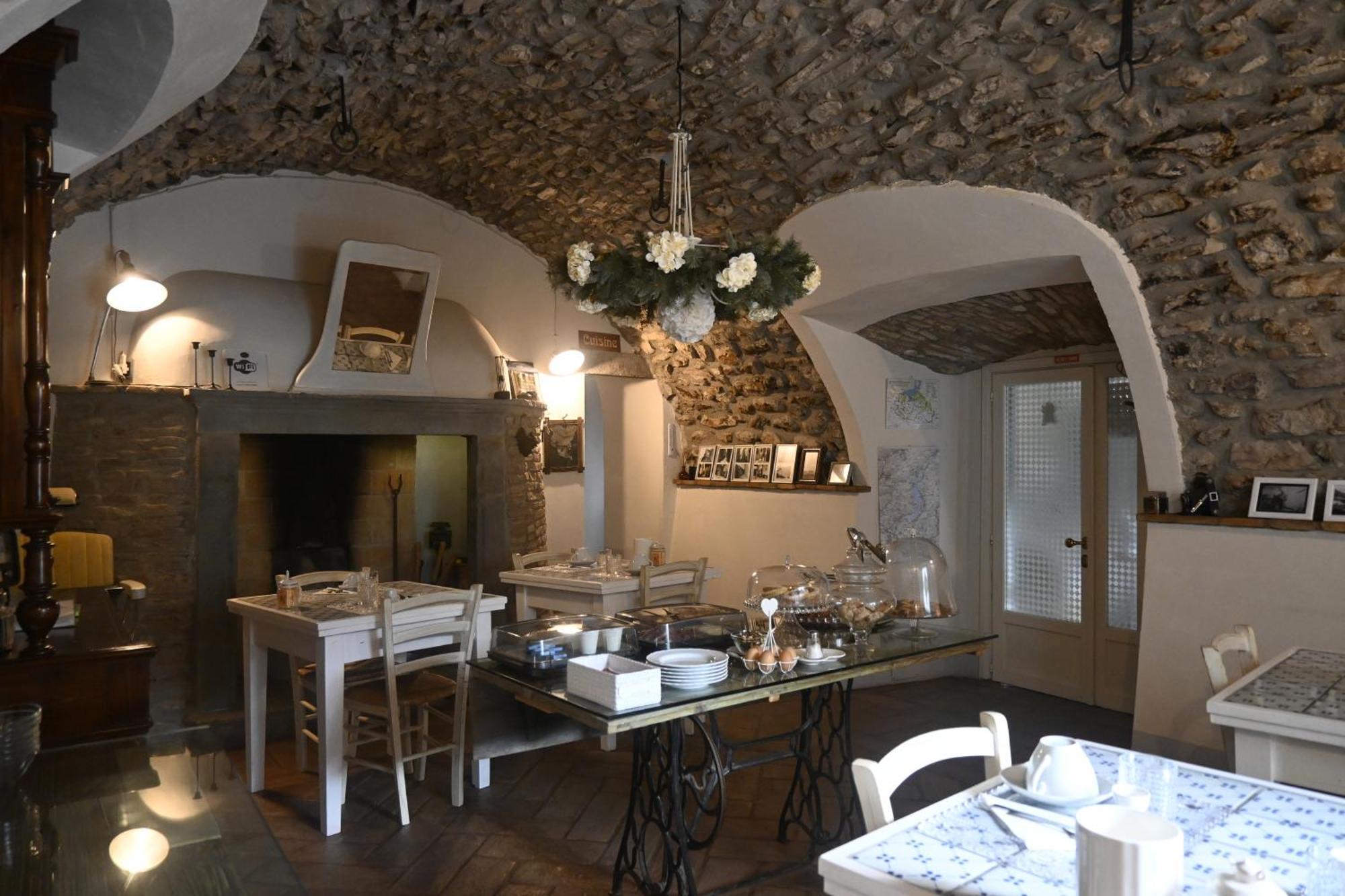 Bed And Breakfast Casa Del Nonno Adrara San Rocco Luaran gambar