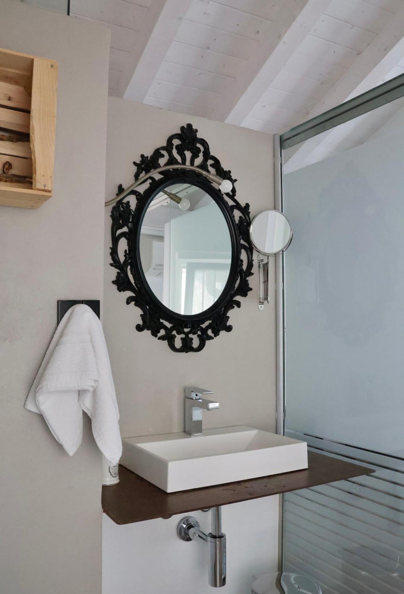 Bed And Breakfast Casa Del Nonno Adrara San Rocco Luaran gambar